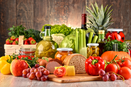 crédit fotolio 92280824 Composition with variety of organic food